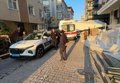 Avcılar’da pazarcılar arasında bıçaklı yol verme kavgası: 2 yaralı