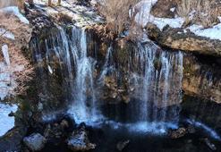 Karların erimesiyle Değirmenaltı Şelalesi coştu
