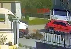 Minibüs ile motosikletin çarpıştığı kaza kamerada: 2 yaralı