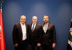Fenerbahçe'de futbol akademi genel koordinatörü Şenol Çorlu oldu