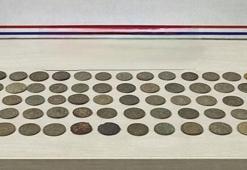 Bursa'da tarihi eser kaçakçılığı operasyonu: 70 sikke ele geçirildi