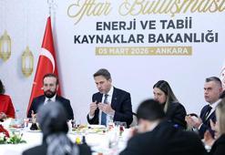 Bakan Bayraktar, bakanlık çalışanlarıyla iftarda bir araya geldi