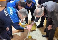 Mersin'de depoda 4,5 ton sahte zeytinyağı ele geçirildi