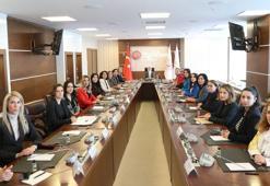 Bakan Göktaş, baroların kadın ve çocuk hakları komisyonu temsilcileriyle görüştü