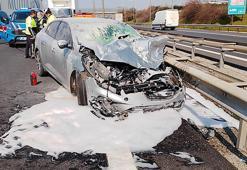 Silivri'de kamyonla otomobil çarpıştı