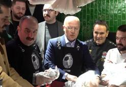 Mustafa Varank, Bursa'da geleneksel sahur programında vatandaşlarla bir araya geldi