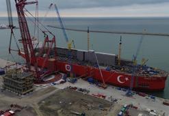 Osman Gazi yüzer üretim platformuna 2,5 tonluk modül entegre edildi