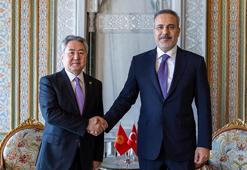 Bakan Fidan, Kırgızistan Dışişleri Bakanı Ceenbek Kulubayev ile bir araya geldi