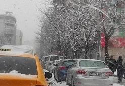 Van'da 216 mahalle ve mezra yolu ulaşıma kapandı