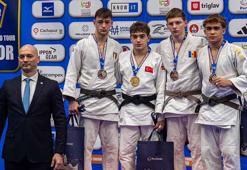 Mustafa Berat Şimşek, Portekiz’de Avrupa Şampiyonu oldu