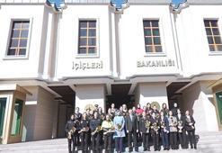 Bakan Çiftçi, İçişleri Bakanlığı teşkilatlarında görev yapan kadın personelleri kabul etti