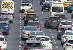 İstanbul'da haftanın ilk iş gününde trafik yoğunluğu