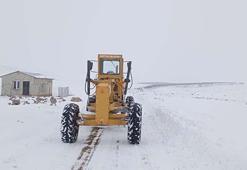 Van'da 216 yerleşim yerinden 157'si ulaşıma açıldı