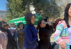Eşi tarafından öldürülen Sermin’in tabutunu kadınlar taşıdı