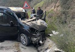 Arnavutköy'de hafriyat kamyonu ve hafif ticari araç çarpıştı: 1 ölü, 2 yaralı