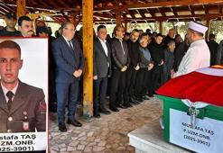 Trafik kazasında ölen uzman onbaşı toprağa verildi