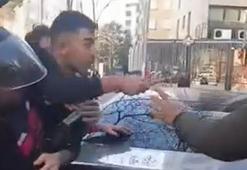 Kadıköy’de yol verme tartışmasında kamyonet şoförüne demir çubukla saldırdılar