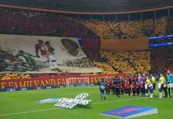 Osimhen'den koreografi yorumu: Galatasaray taraftarıyla bir aileyiz