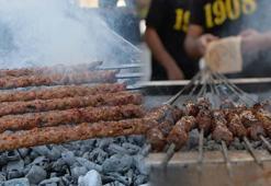 Sabah ciğer, öğlen kebap, gece şırdan yiyen Adanalılara 'obezite' uyarısı
