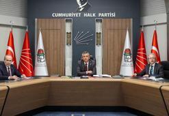 Özgür Özel: Demokrasi, bombalar yağdırılarak ithal edilemez