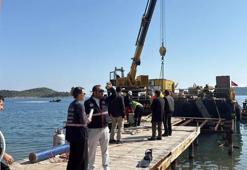 Türkbükü'nde kaçak iskele ve yapılar yıkıldı