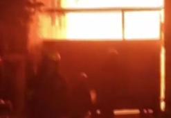 Adana'da mobilya atölyesinde yangın