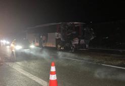 Ankara'da yolcu otobüsü, TIR'a çarptı: 1 ölü, 15 yaralı