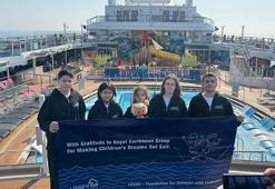 Lösemiyi yenip, gemiyle Çin ve Güney Kore'yi gezdiler
