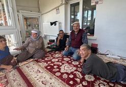 71 ve 72 yaşındaki çift, 52 yıldır engelli 3 çocuklarına bakıyor