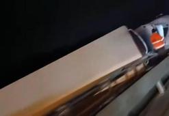 Büyükçekmece TEM Otoyolu'nda TIR devrildi; trafikte yoğunluk oluştu