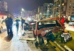 Malatya'da iki otomobil çarpıştı: 1'i çocuk, 3 yaralı