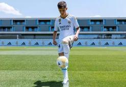 Arda Güler yaklaşık 70 metreden attığı golle gecenin yıldızı oldu