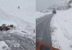 Çığ düşen kara yolunda yolcu otobüsünde mahsur kalanlar kurtarıldı