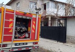 Yangında dumandan etkilenen çiftten kadın öldü, eşi hastaneye kaldırıldı