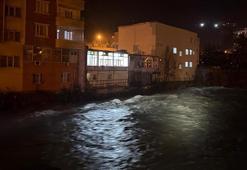 Siirt’te Bitlis Çayı’nın debisi yükseldi, önlemler arttırıldı