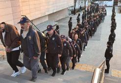 Eskişehir merkezli yasa dışı bahis ve dolandırıcılık operasyonunda 49 şüpheli adliyede