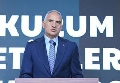 Bakan Ersoy, bakanlığa bağlı kurum yöneticileriyle iftarda bir araya geldi