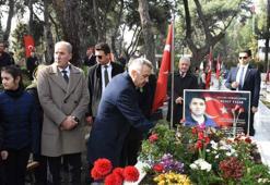 İzmir'de Çanakkale Şehitleri anıldı