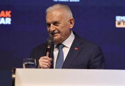 Binali Yıldırım: Liderimiz Erdoğan, bu karmaşadan milletimizi uzak tutmak için büyük gayretle çalışıyor