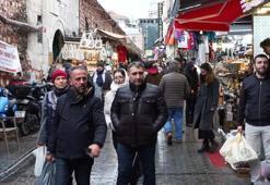 Eminönü'nde bayram alışverişi yoğunluğu