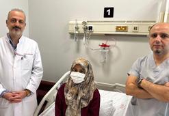 Tatile geldiği Antalya'da kanser olduğunu öğrendi; öğrencilerine kavuşacağı günü iple çekiyor