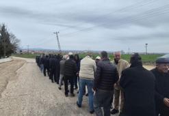 Edirne'de mezarlıkta bayramlaşma geleneği