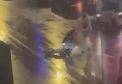 Cadde ortasında tekme ve yumruklarla darbedildi