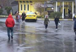 Zeytinburnu’nda tramvay arızası; yolcular yürümek zorunda kaldı