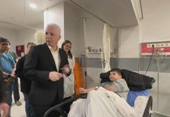 Vali Gül, Fatih'teki çöken binaların enkazından kurtarılan yaralıları ziyaret etti