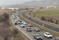 Bayram tatili dönüşünde Karabük geçişinde yoğunluk
