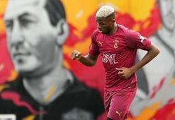 Victor Osimhen ameliyat oluyor