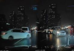 Esenyurt’ta makas atan sürücünün neden olduğu kaza kamerada