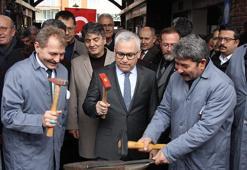 Sivas'ta yağmur altında 'Nevruz' kutlaması