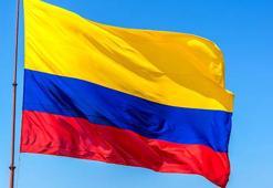 Kolombiya’da askeri personeli taşıyan nakliye uçağı düştü